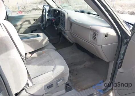 2000 Chevrolet Silverado 1500 Ls z USA, uszkodzony, nr VIN 2GCEK19T4Y1271307